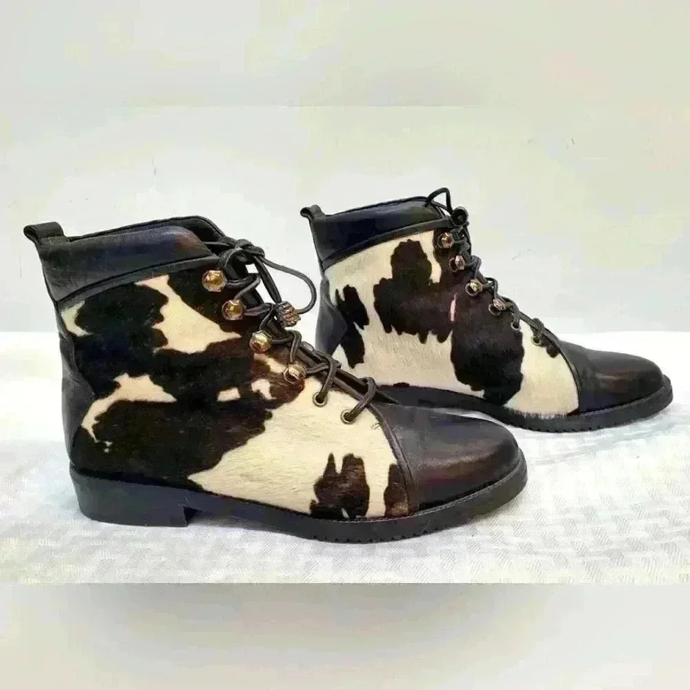 Stuart Weitzman Spanish crafted cowhide lace-up ankle boots ladies size 4